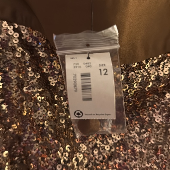 Gold Sequined Skirt - Picture 4 of 4